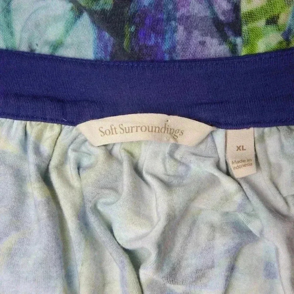 Soft Surroundings Tunic Top Blouse Size XL Colorful Floral Knit Square Neck - Picture 4 of 5